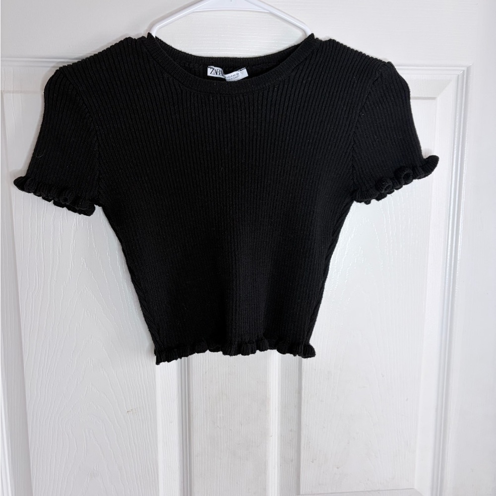 Zara summer crop Black Ribbed Lettuce-Edge
